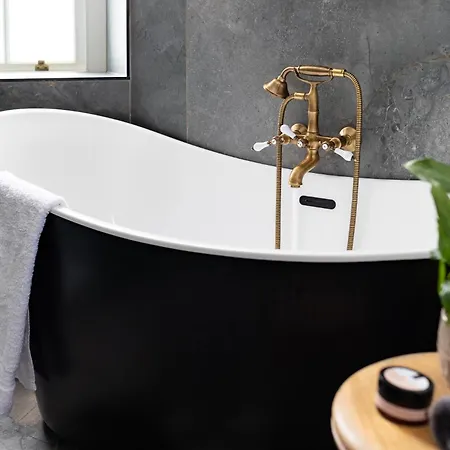 Killerby Old Hall With Hot Tub And Swimming Pool *